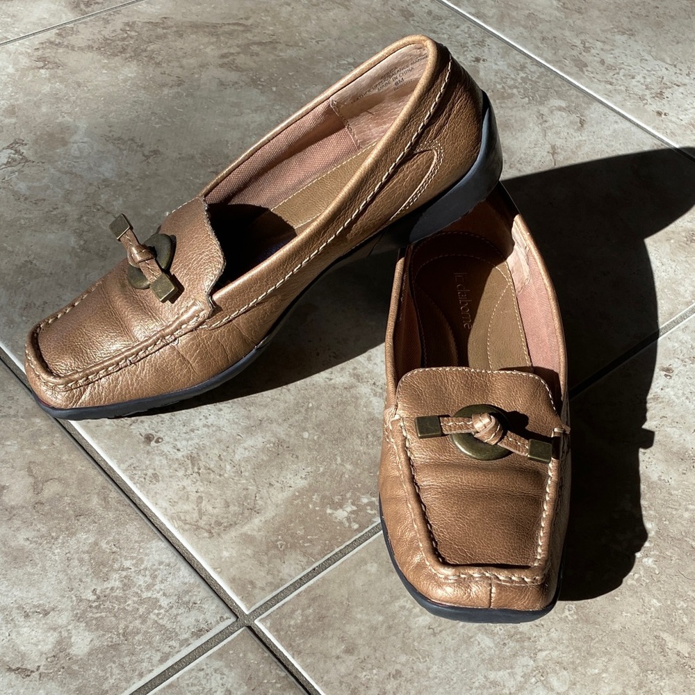 Liz Claiborne Golden Bronze Africa Leather Loafers Size 8